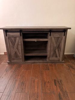 Tv stand