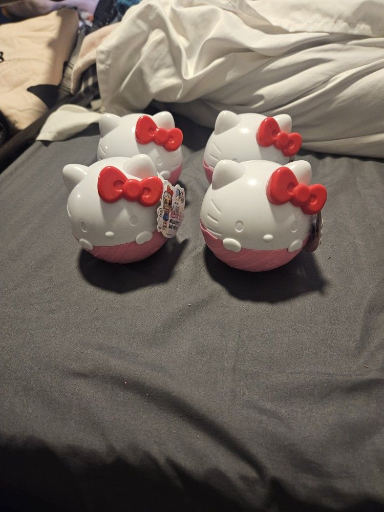 L.O.L. Surprise Dolls × Hello Kitty