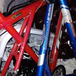 Two GT Mountain Bike Frames And One Truck Frame And One Specialized Frame All Bikes Come With Forks Rock Shocks Handlebars Brake Hardware Cables Derai