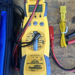 Fieldpiece Multi Meter Amp Clamp And A/c Charging Kit. 