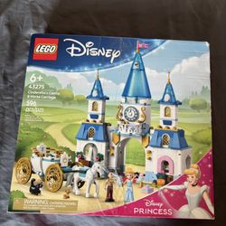 LEGO Disney Princess: Cinderella's Castle & Horse Carriage (43275)