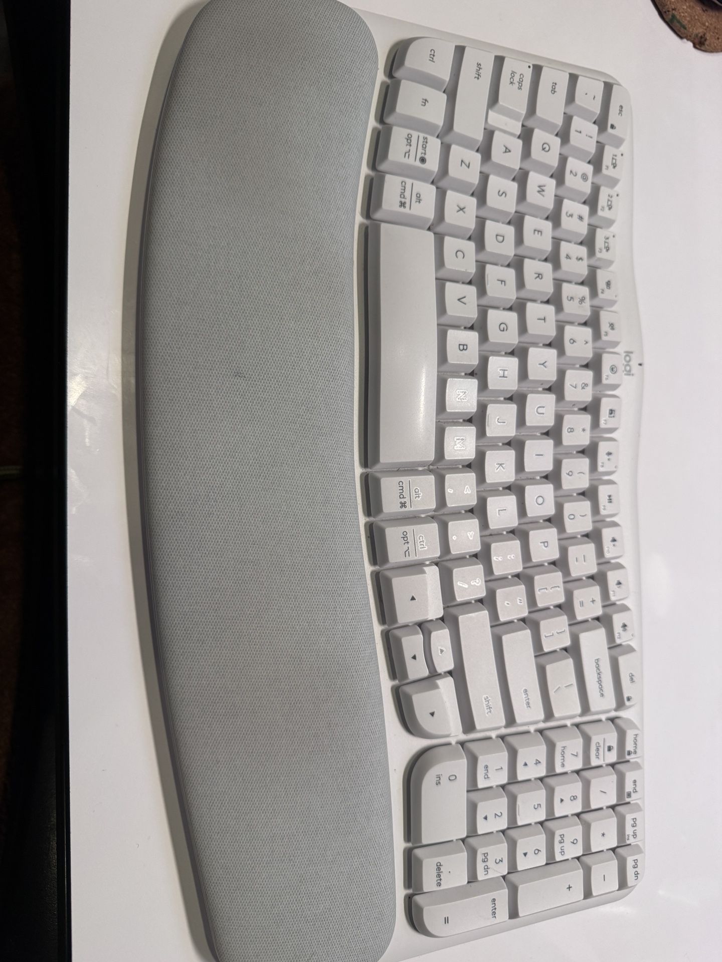 Logi Wave Keyboard