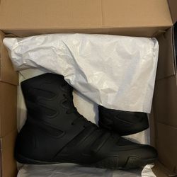 Title boxing Shoes (brand New) Size 13 And 10