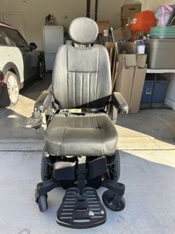 Quickie Power chair- Used Great Condition