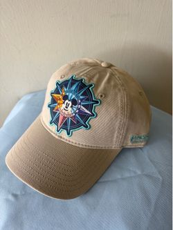Disney hay NEW passholder tan