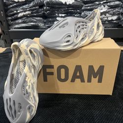 Adidas Foam RNNR