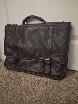 Black Leather Briefcase / Laptop Bag – Multiple Compartments