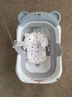 Foldable Baby Bath Tub with Thermometer and Insert