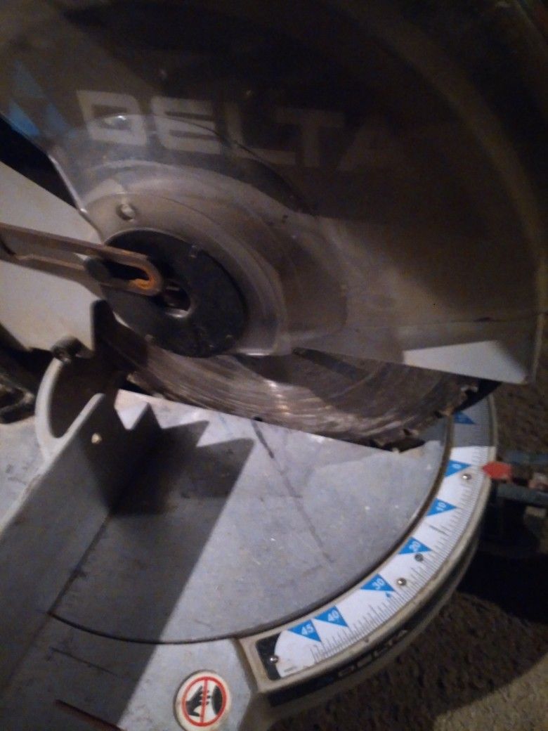 Delta Miter Saw