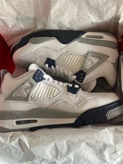 Air Jordan 4