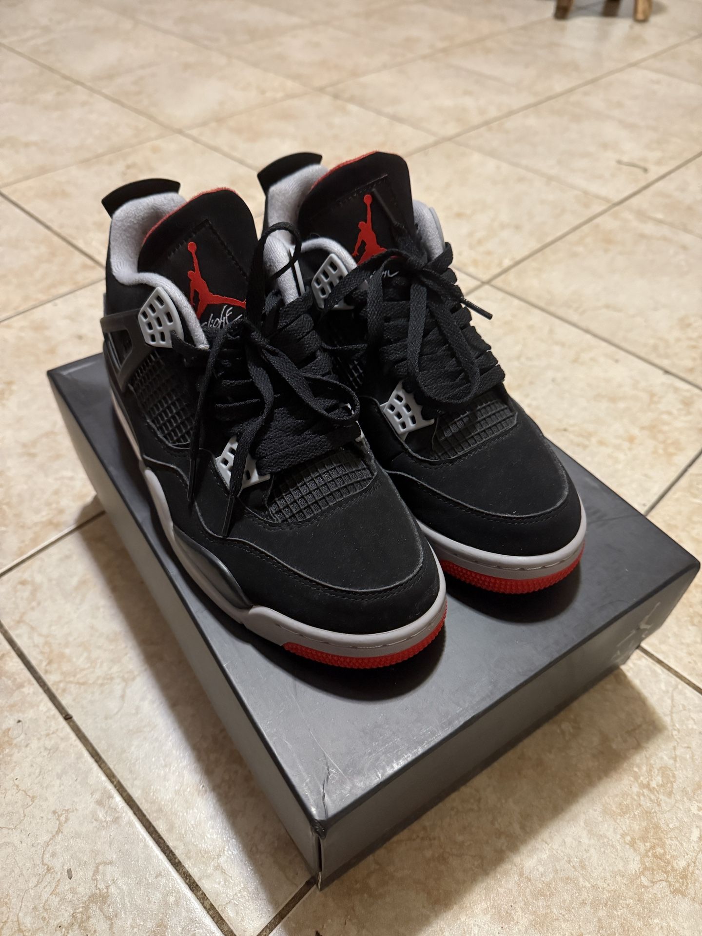 Air Jordan 4 ‘Bred’ (BEST OFFER)