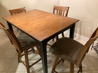 High Top Kitchen Table And Five Barstools