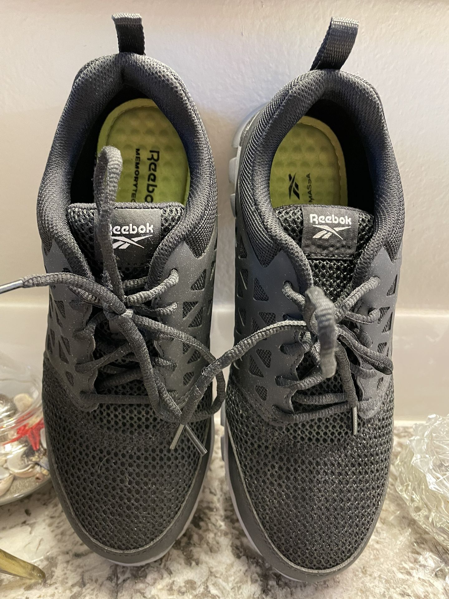 Steel Toe Tennis Shoe