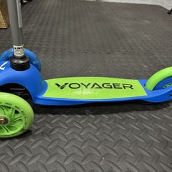 Voyager Scooter 