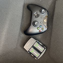 Xbox One Controller With Battery Pack
