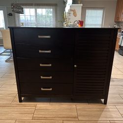 5 Dresser Drawer With Side Cabinet 
