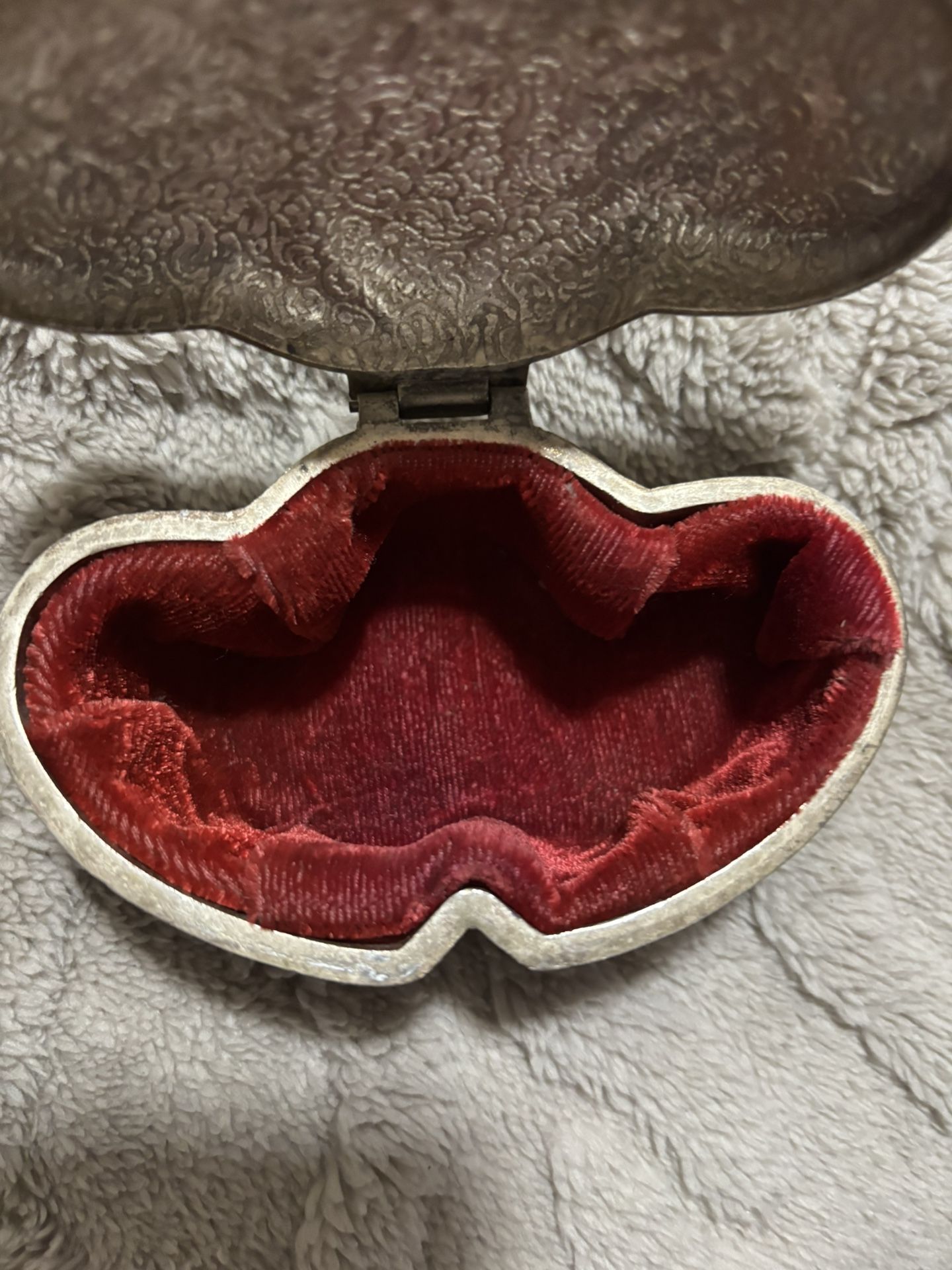 Vintage Trinket Box Double Heart Love Bond Silver Plated Lined Jewelry Holder