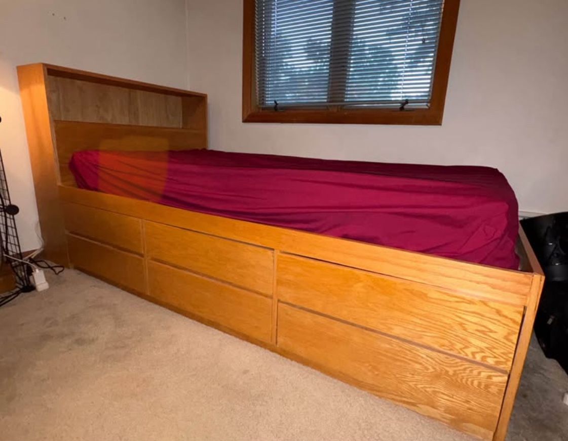 Scandinavian Design Twin Bed with Bookshelf and 6 Drawers (optional mattress included, if needed!)