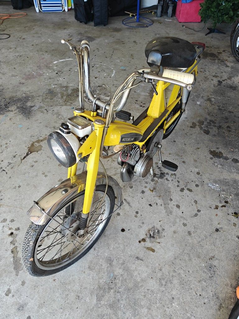 Motobecane Vintage Moped