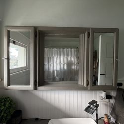 Vintage Wood Bathroom Medicine Cabinet – Triple Mirror