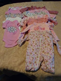 Girl sleeper and t-shirt