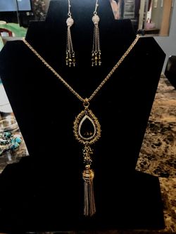 Custom made jewelry From Creations De Melita