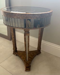 Round Mirrored Accent Side Table - Antique Gold