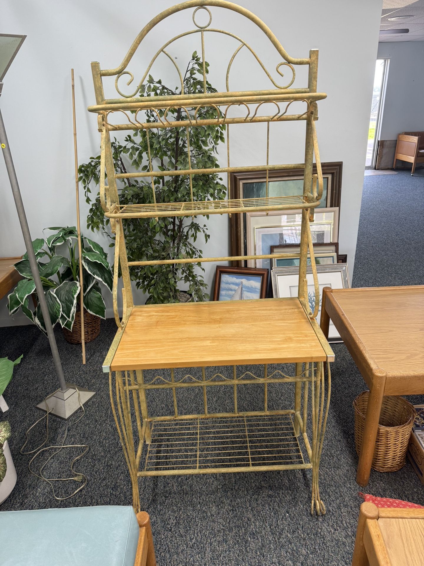 Butler, rack shelf storage