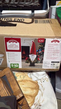 3’ Gnome Tree. Lights Up Good Condition! $10