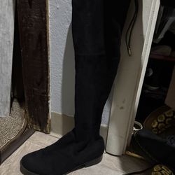 Black Boots