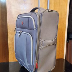 Carry-on Suitcase - Swiss Gear