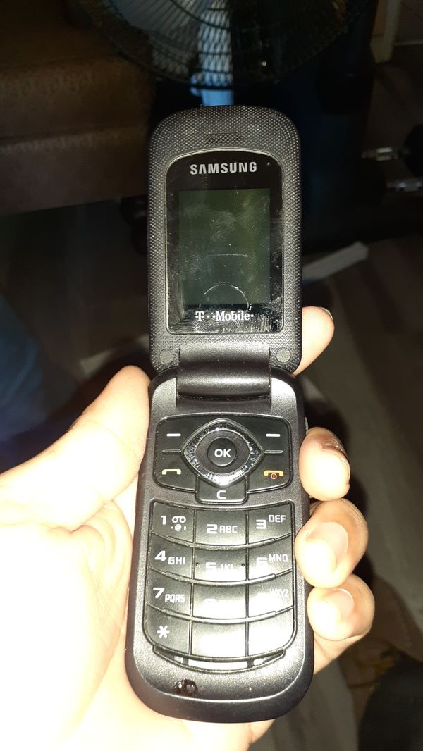 Samsung flip phone (tmobile) for Sale in Riverside, CA OfferUp