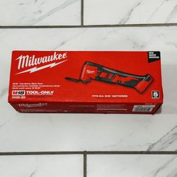 Milwaukee M18 Cordless Multi-Tool 