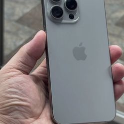 iPhone 15 Pro Max Unlocked With Warranty 