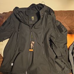 FREE SOLDIER MENS JACKet 2XL PICKUP&CASH ONLY