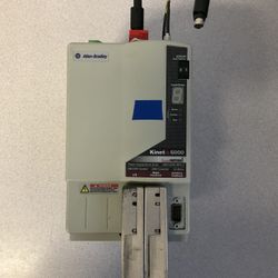 Allen Bradley INTEGRATED AXIS MODULE  2094-AC05-MP5-S
