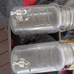 BAR / RESTAURANT PEOPLE (bunch of Bar Stuff)