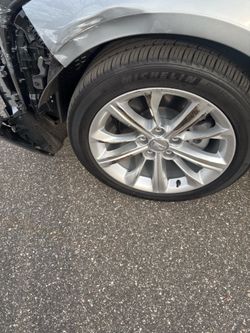 Wheel and tire for Cadillac CT5