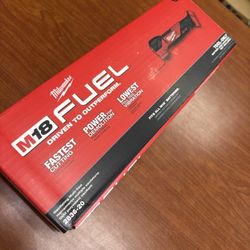 Milwaukee New Multitool 18M Fuel 