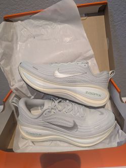Women's Nike Vomero Plus