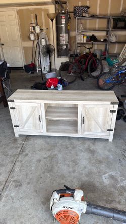 Ashley Furniture Bellaby TV Stand