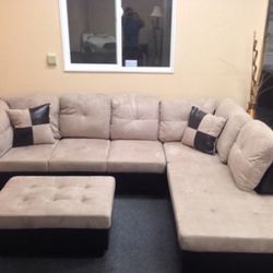 Beige Microfiber Sectional Couch 