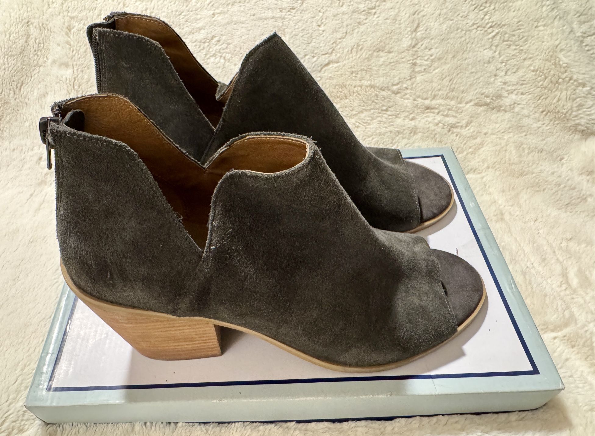 SUSINA Women Mini Boot 10M