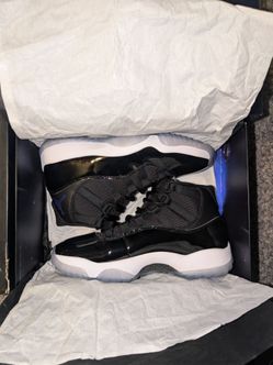 Jordan 11 Retro Space Jam (2016)