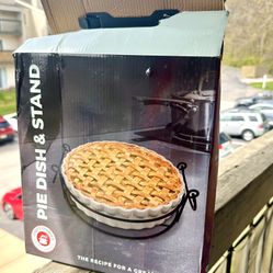 NEW Chef’s Counter Pie Dish with Decorative Stand – Stoneware