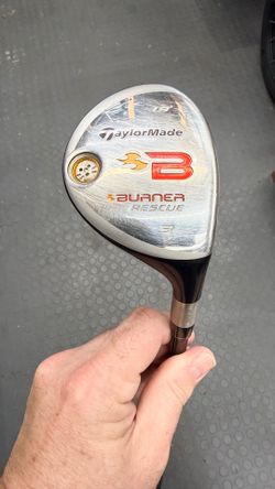 Taylormade Burner Rescue 3. Reax 60 Stiff flex Carbon shaft.