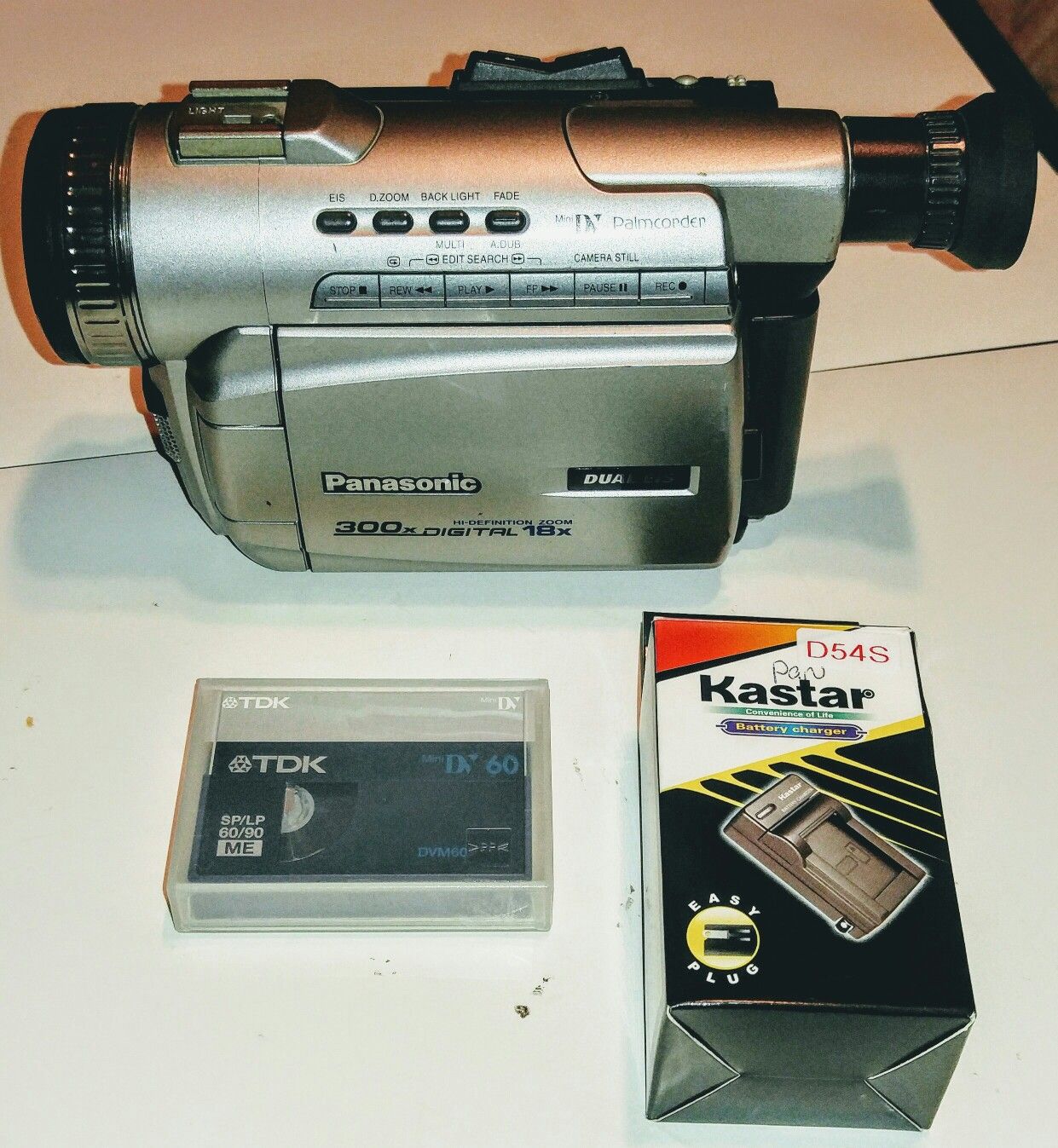 Panasonic PV-DV51D Mini DV Digital Palmcorder