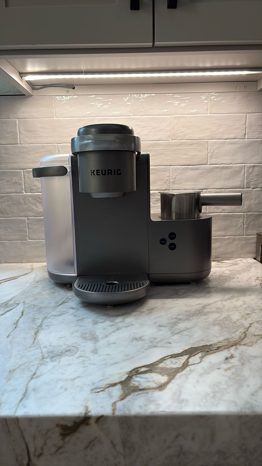Keurig K‑Café Special Edition (nickel finish, built in frother