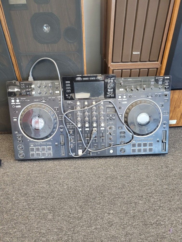 Pioneer DJ XDJ-XZ All-in-One DJ System