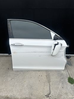 2017 Accord Front Passenger Door 